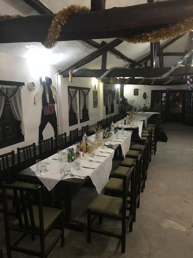 Hotel Divetsite Sliven Esterno foto