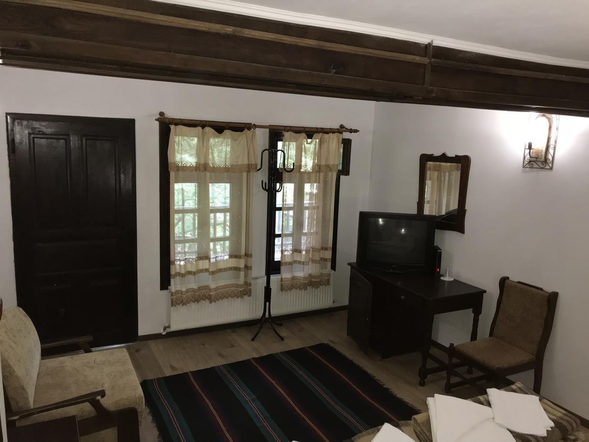 Hotel Divetsite Sliven Esterno foto